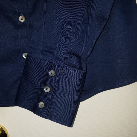 NWOT Banana Republic long sleeve button down shirt - Picture 2 of 4